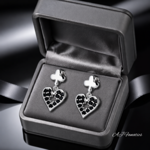 Heart-on-Club Earrings in 925 silver, featuring black gem hearts with a club-shaped stud.