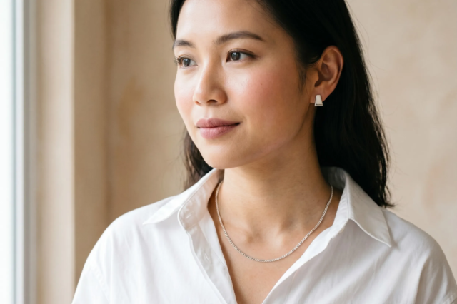 Minimalist Jewellery Singapore: Essential Pieces Every Woman Needs | Aspire Jewellery Fanatics